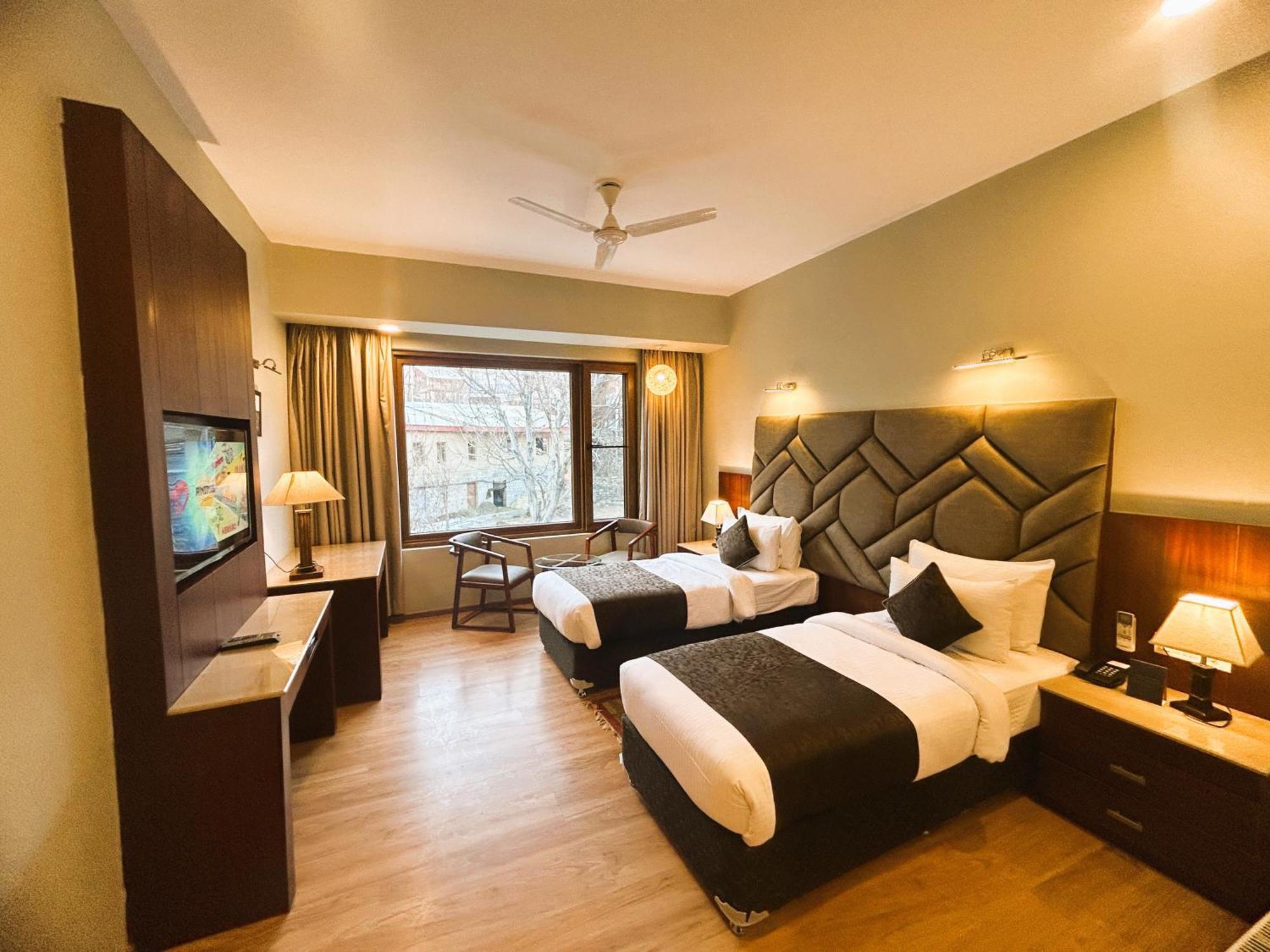 Hotel The คาร์กิล ภายนอก รูปภาพ